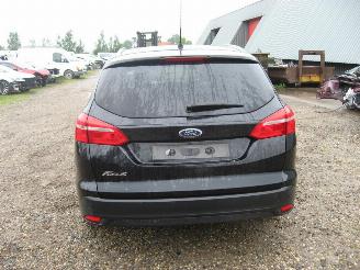 Ford Focus Stationwagon picture 6
