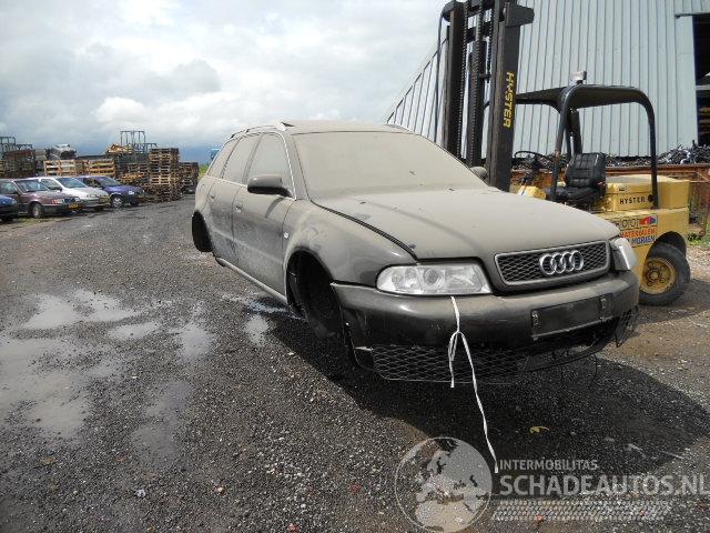 Audi A4 rs4