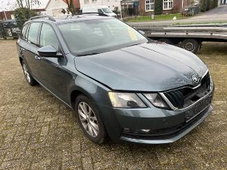 Skoda Octavia 1.0  TSI  Greentech Business Edition picture 2