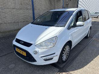 Voiture accidenté Ford S-Max 1.6 ECOBOOST TITANIUM 2011/10