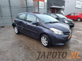 Toyota Yaris Yaris III (P13), Hatchback, 2010 / 2020 1.0 12V VVT-i picture 6