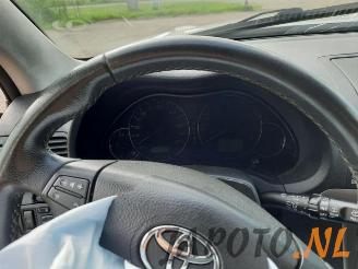 Toyota Avensis  picture 15