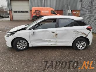 Hyundai I-20 i20 (GBB), Hatchback, 2014 / 2020 1.0 T-GDI 100 12V picture 2