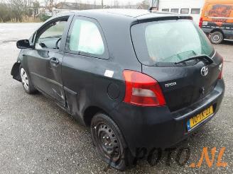 Toyota Yaris Yaris II (P9), Hatchback, 2005 / 2014 1.3 16V VVT-i picture 15