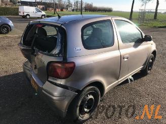 Toyota Yaris Yaris (P1), Hatchback, 1999 / 2005 1.3 16V VVT-i picture 4