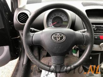 Toyota Aygo Aygo (B10), Hatchback, 2005 / 2014 1.0 12V VVT-i picture 13