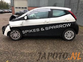 Toyota Aygo Aygo (B40), Hatchback, 2014 1.0 12V VVT-i picture 8