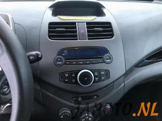 Chevrolet Spark Spark (M300), Hatchback, 2010 / 2015 1.0 16V Bifuel picture 12