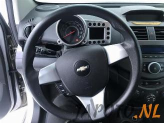 Chevrolet Spark Spark (M300), Hatchback, 2010 / 2015 1.0 16V Bifuel picture 13