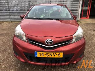 Toyota Yaris Yaris III (P13), Hatchback, 2010 / 2020 1.33 16V Dual VVT-I picture 8