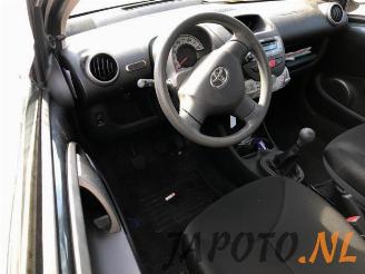 Toyota Aygo Aygo (B10), Hatchback, 2005 / 2014 1.0 12V VVT-i picture 11