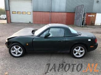 Mazda MX-5 MX-5 (NB18/35/8C), Cabrio, 1998 / 2005 1.6i 16V picture 2