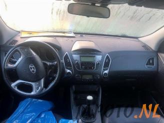 Hyundai Ix35 iX35 (LM), SUV, 2009 / 2015 2.0 16V picture 9
