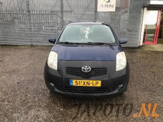 Toyota Yaris Yaris II (P9), Hatchback, 2005 / 2014 1.4 D-4D picture 7
