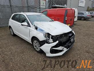 Hyundai I-30 i30 (PDEB5/PDEBB/PDEBD/PDEBE), Hatchback, 2016 1.0 T-GDI 12V Hybrid 48V picture 7