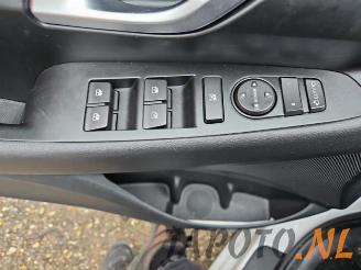 Hyundai I-30 i30 (PDEB5/PDEBB/PDEBD/PDEBE), Hatchback, 2016 1.0 T-GDI 12V Hybrid 48V picture 15
