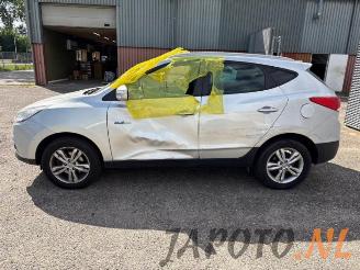 Hyundai Ix35 iX35 (LM), SUV, 2009 / 2015 1.6 GDI 16V picture 2