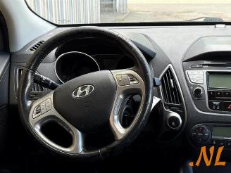 Hyundai Ix35 iX35 (LM), SUV, 2009 / 2015 1.6 GDI 16V picture 14