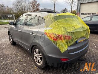 Hyundai Ix35 iX35 (LM), SUV, 2009 / 2015 1.6 GDI 16V picture 3