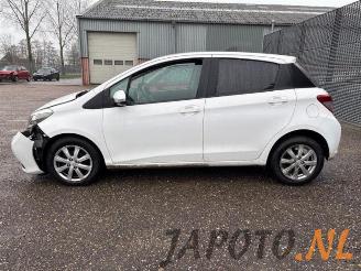 Toyota Yaris Yaris III (P13), Hatchback, 2010 / 2020 1.33 16V Dual VVT-I picture 2