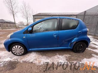 Toyota Aygo Aygo (B10), Hatchback, 2005 / 2014 1.0 12V VVT-i picture 2