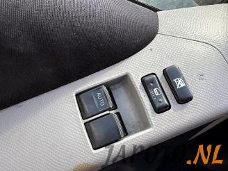 Toyota Yaris Yaris II (P9), Hatchback, 2005 / 2014 1.0 12V VVT-i picture 15
