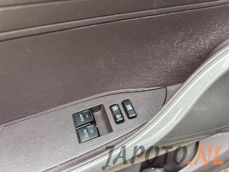 Toyota iQ iQ, Hatchback 3-drs, 2009 / 2015 1.0 12V VVT-i picture 14