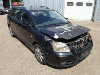 Toyota Avensis station picture 2
