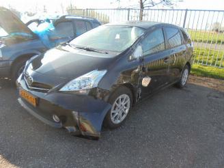 Toyota Prius ZWV40 picture 1