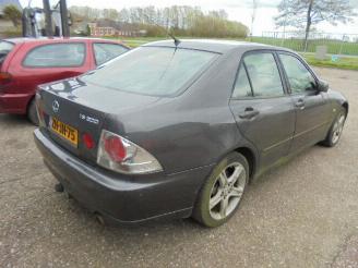 Lexus IS 200 2.0 24v picture 3
