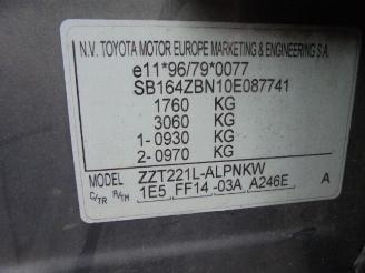 Toyota Avensis 1.8 16V VVTI picture 10