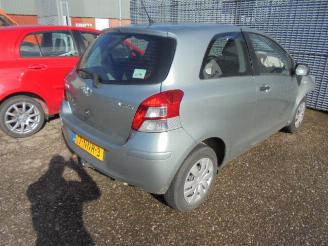 Toyota Yaris 1.0 12V picture 3