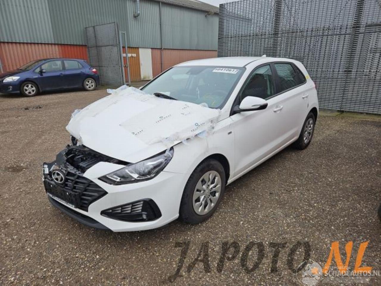 Hyundai I-30 i30 (PDEB5/PDEBB/PDEBD/PDEBE), Hatchback, 2016 1.0 T-GDI 12V Hybrid 48V