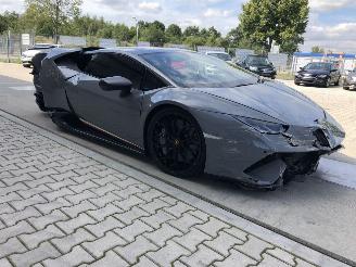 Lamborghini Huracan Performante picture 4