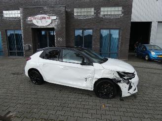 Coche accidentado Opel Corsa 1.5 D GS Line 2021/1