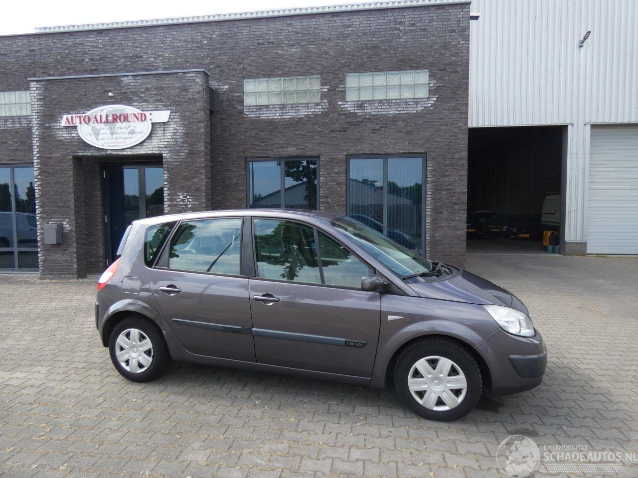 Renault Scenic 1.6-16V DYNAM.COMF.