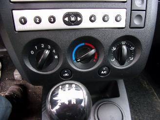 Ford Fiesta 1.4 TDCi (F6JA(Euro 4)) [50kW] picture 8
