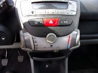 Toyota Aygo 1.0 12V VVT-i (1KR-FE) [50kW] picture 8