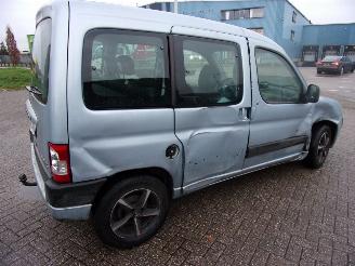 Peugeot Partner/Ranch Combispace MPV 1.6 HDI 75 (DV6BTED4(9HW)) [55kW] 5 BAK picture 6