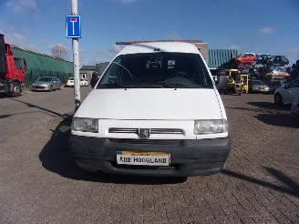 demontáž osobní automobily Peugeot Expert (222/224) Van 1.9D (DW8B(WJY)) [51kW] 2002/1