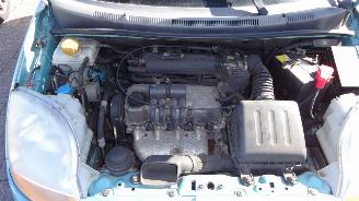 Daewoo Matiz (M200) Hatchback 1.0 (LQ4(L4-61)) [49kW] 5BAK picture 4