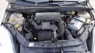 Ford Fiesta 5 1.4 TDCI picture 4