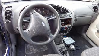 Ford Fiesta 4 Hatchback 1.3i (J4C) [44kW] picture 4