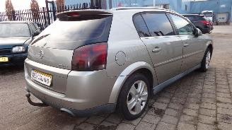 Opel Signum (F48) Hatchback 5-drs 2.2 direct 16V (Z22YH(Euro 4)) [114kW] picture 8