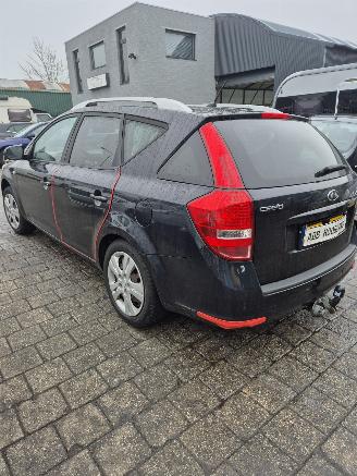 Kia Cee d Sporty Wagon (EDF) Combi 1.6 CVVT 16V (G4FC4) [93kW] [125PK] picture 4