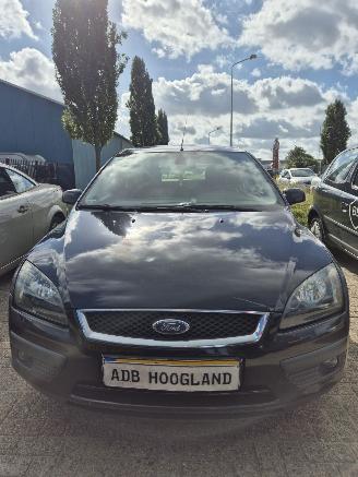 disassembly passenger cars Ford Focus 2 Hatchback 1.6 16V (HWDA(Euro 3)) [74kW] 5-BAK 2006/1