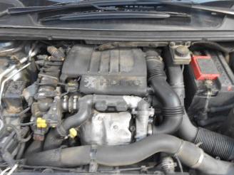 Peugeot 307 1.6hdi 80kw picture 5