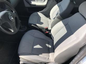 Seat Ibiza Ibiza III (6L1) Hatchback 1.2 12V (AZQ) [47kW] picture 6