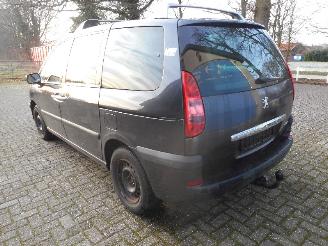 Peugeot 807 807 MPV 2.0 HDi 16V 136 FAP (DW10BTED4(RHR)) [100kW]  (06-2006/12-2014=
) picture 5