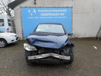 skadebil auto Mercedes B-klasse B (W245,242) Hatchback 2.0 B-180 CDI 16V (OM640.940(Euro 4)) [80kW]  (=
03-2005/11-2011) 2007